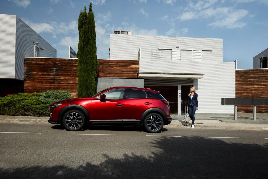  Mazda CX-3 2018 года  (WW) (фото 23 из 40)